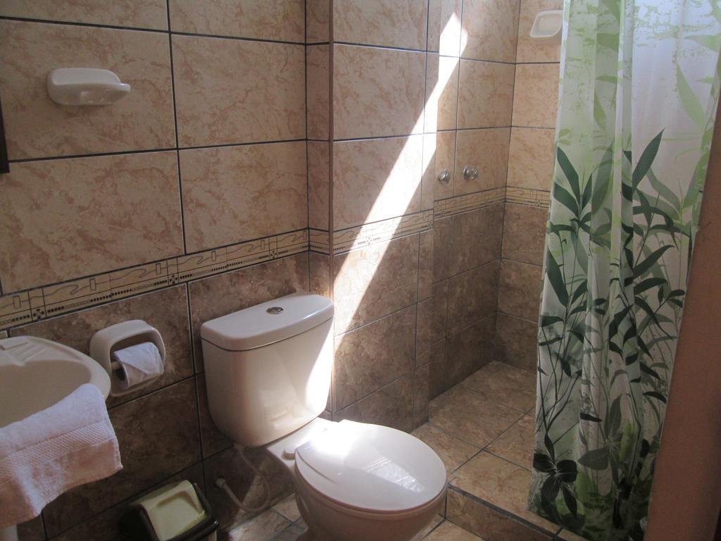 Residencia Casa Linda Hotel Iquitos Buitenkant foto